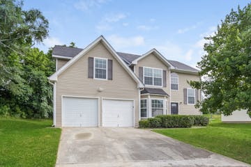 6123 Lamp Post Pl College Park, GA 30349